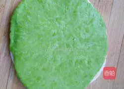 Illustration of how to smile with fancy pastries 4