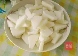 White radish, peanut and beef meatball soup recipe 4