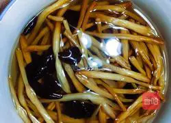 Illustration of how to make farm day lily powder soup 2