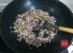 Illustration of how to make Mushroom and Glutinous Rice Shaomai 10