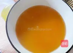 Illustration of how to use cool snow pear paste to stimulate breast milk 10