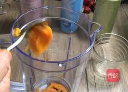 Mango Banana Sparkling Drink Recipe Illustration 1