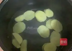 Potato, egg and green onion soup recipe 1