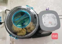 Illustration of how to make cornmeal pancakes 7