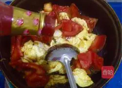 Illustration of how to make lazy tomato and egg noodles 5