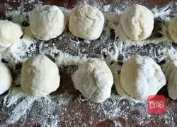 Milk-flavored oatmeal steamed buns recipe 10