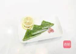 Illustration of how to make green juice sandwich pancake 1