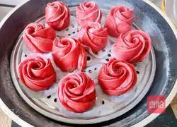 Illustration of how to make rose steamed buns 13