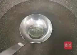 Illustration of how to make shrimp Yangchun noodles 2