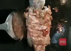 Illustration of how to make braised sea bass and tofu soup 5