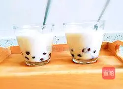 Illustrations of how to make pearl milk tea 10