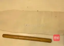 Illustration of how to make green onion rolls 3