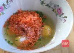 Illustration of how to make multi-element egg rolls 3