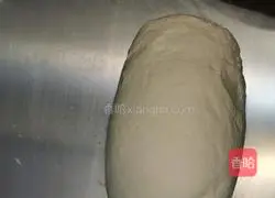 Illustration of how to make cocoa thread bean paste buns 2