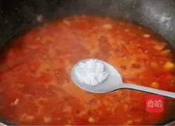 Illustration of how to make tomato fat beef soup 10
