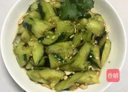 Illustration of how to make spicy and sour cucumbers 7