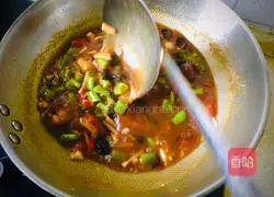 Illustration of Braised Pork Noodles 12