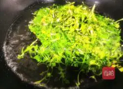 Shepherd's Purse Egg Drop Soup Recipe Illustration 3