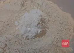 Illustration of how to make pork vermicelli buns 1