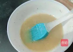 Illustration of how to make quick-frozen hand cakes 3