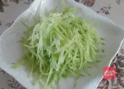 Illustration of how to make pumpkin noodles 12