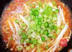 Tomato Enoki Mushroom Soup Recipe Illustration 13