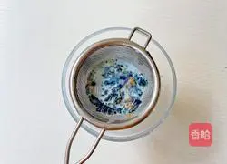 Walden Blue Coconut Latte Recipe Illustration 3