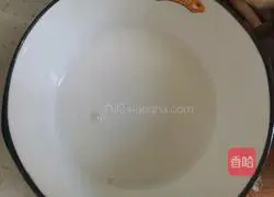 Illustration of how to make tomato, tofu and mushroom soup 5