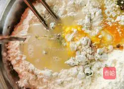 Illustration of how to make fragrant scallion pancakes 5