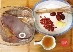 Illustration of how to stew pork liver with Codonopsis pilosula 1