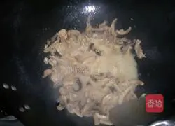 Illustration of how to make chicken, ribs and cuttlefish soup 2