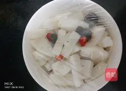 Illustration of pickling radish 5