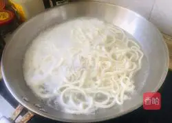 Illustration of how to make noodles with mushroom and beef sauce 9