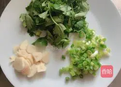Illustration of how to make cold seaweed and black and white fungus (gastrointestinal cleaner) 4