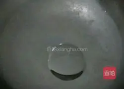 Enoki mushroom shredded pork soup recipe 3