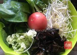 Illustration of how to make scissor noodles ✂️1