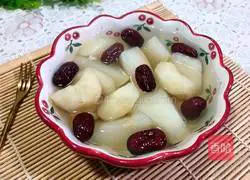Illustration of how to make water chestnut, snow pear and red date soup 12