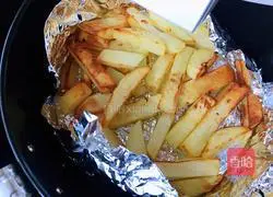 Illustration of how to make snacks with less oil for French fries 7