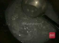 Illustration of how to make taro and bean sprout soup 5