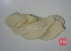 Illustration of how to make steamed buns rolled with flower oil 16