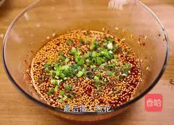 Illustration of how to make rice cooker braised chicken without adding a drop of oil and it is delicious (includes the recipe of all-purpose spicy sauce)