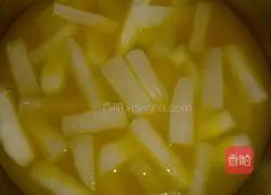 Illustration of how to make lemon and winter melon strips 4