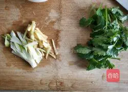 Illustration of how to make radish and ink bucket tofu soup 4