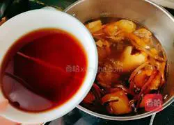 Illustration of how to make day lily, cordyceps flowers and chicken soup 12