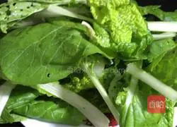 Illustration of how to make vegetable and egg noodles 2