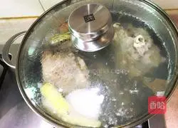 Illustration of how to make radish stewed mutton 10