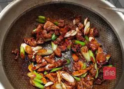 Illustration of steamed braised noodles 3 