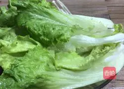 Illustration of how to make beef slices in sour soup 4