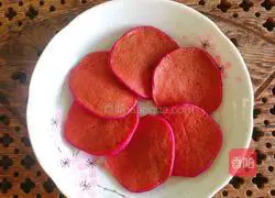 Illustration of how to make dragon fruit yogurt cake 11