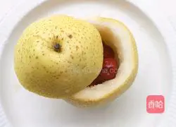 Illustration of how to make rock sugar, white fungus and snow pear soup 8